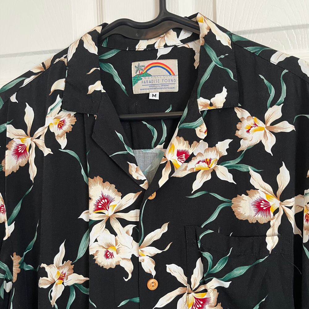 Paradise Found Hawaiian Button-Up Shirt Black w/Orchids Men's Size M 100% Rayon